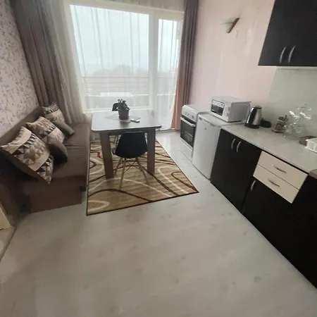 Complex Diva& Bar & Restaurant セインツ・コンスタンティン＆ヘレナ