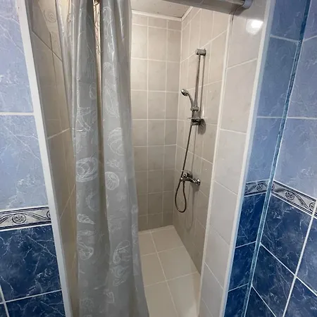 Complex Diva& Bar & Restaurant アパート *