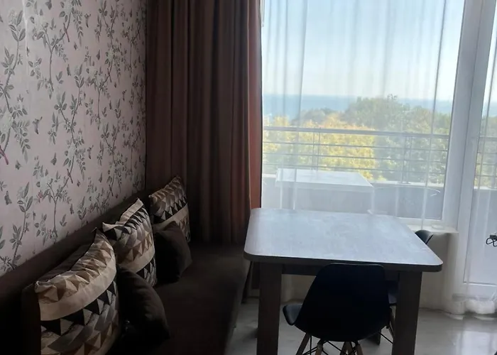 Diva& Bar Apartamento Saints Constantine and Helena