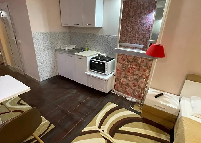 Diva& Bar Apartamento Saints Constantine and Helena