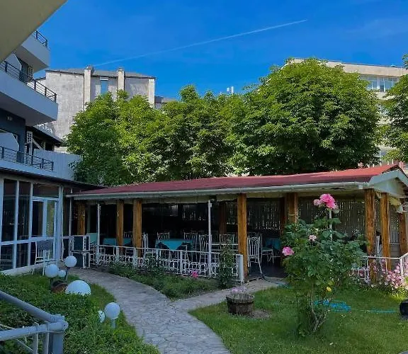 Complex Diva& Bar & Restaurant *