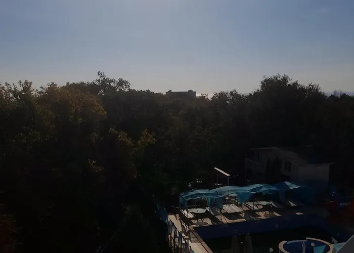 Апартамент Complex Diva& Bar & Restaurant *