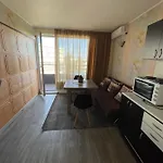 Diva& Bar דירה *
