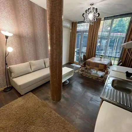 Diva& Bar Apartman *