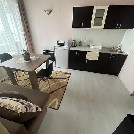 Complex Diva& Bar & Restaurant Apartment