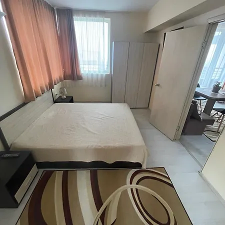 Апартаменты Complex Diva& Bar & Restaurant Святые Константин и Елена