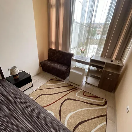 Complex Diva& Bar & Restaurant Apartman *