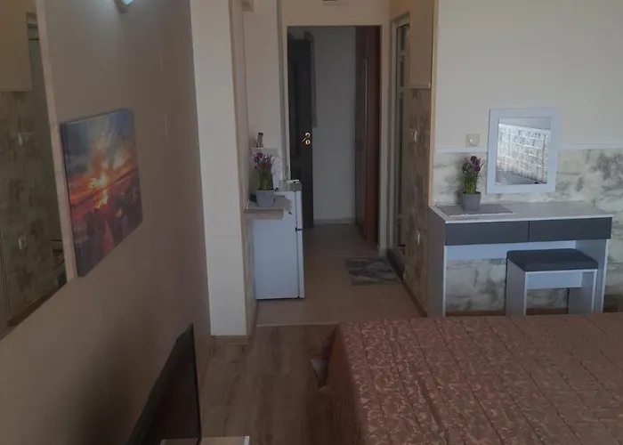 Hotel Diva& Bar Apartament Sf. Constantin și Elena