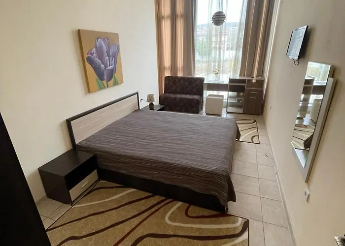 Hotel Diva& Bar Апартамент Св. Св. Константин и Елена